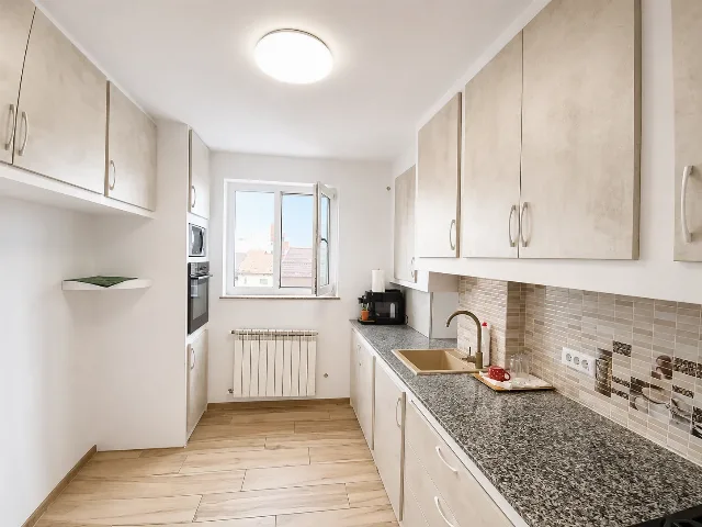 Apartament 2 camere decomandate, 51 mp, Obcini – bloc nou 2017, mobilat și utilat complet – fotografia 5 din 8