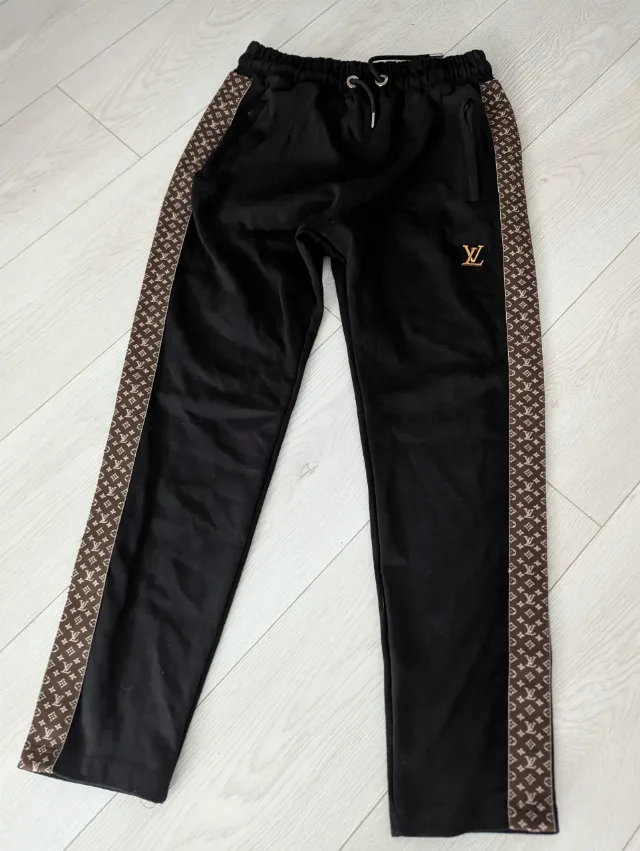 Pantaloni trening Louis Vuitton bărbați mărimea L – fotografia 1 din 5