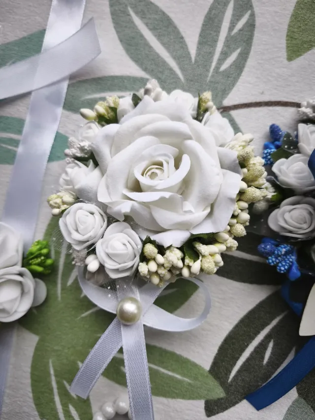 Accesorii elegante – fotografia 4 din 7