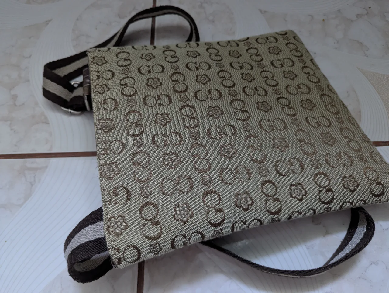 Geanta umăr Guess unisex – fotografia 1 din 6