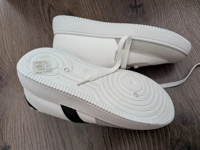 Adidași noi mărimea 38 unisex – fotografia 4 din 4