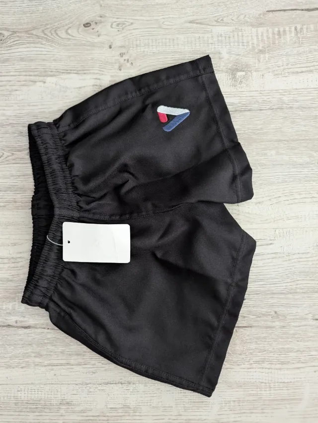 Pantaloni scurți noi fete mărimea XS – fotografia 4 din 4