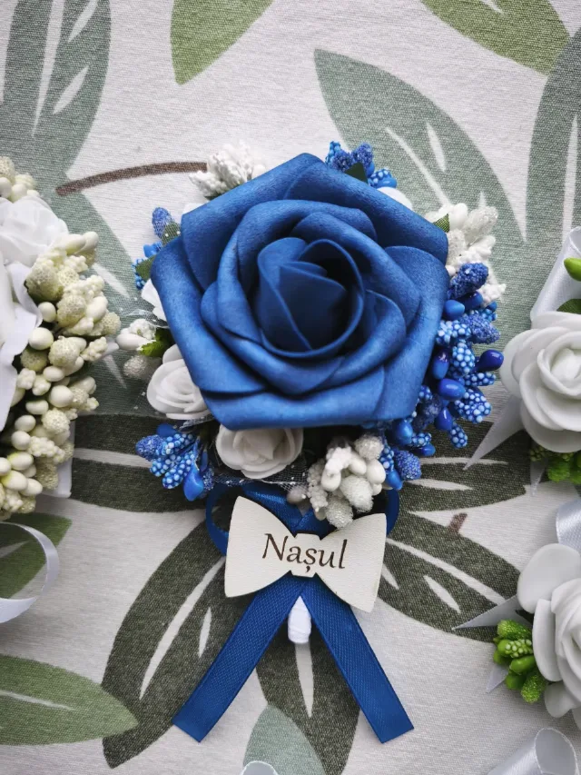 Accesorii elegante – fotografia 5 din 7