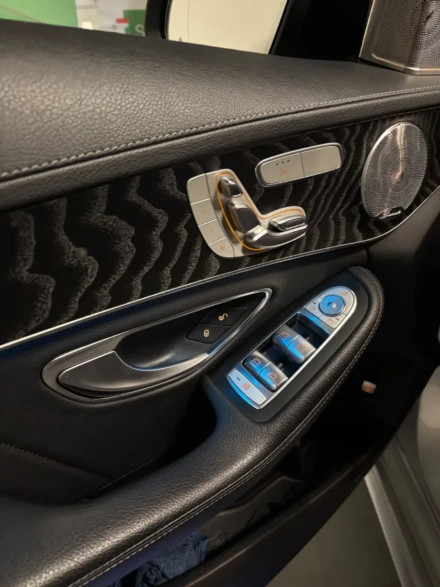 Mercedes c250/4matic/airmatic/AMG – fotografia 3 din 8