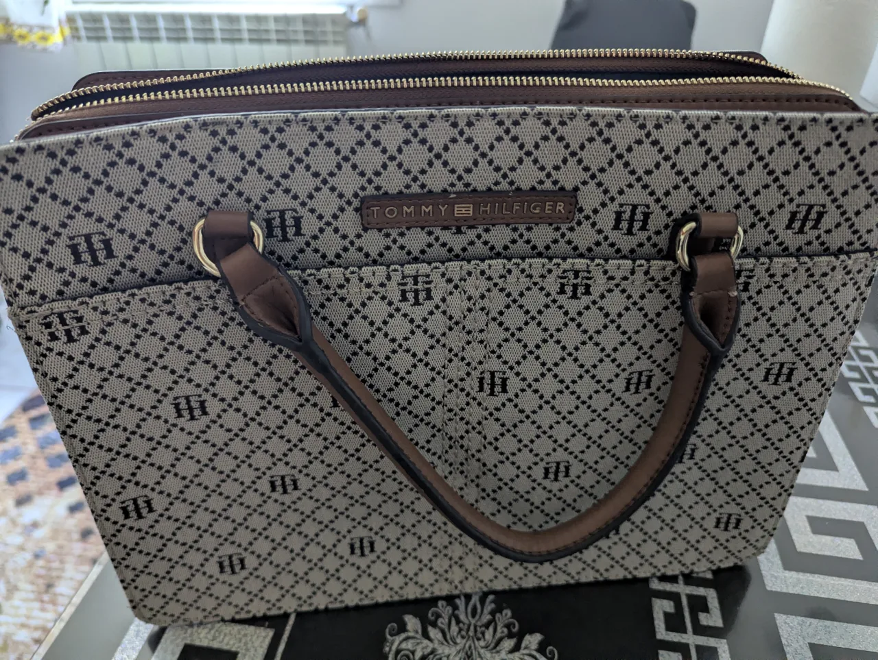 Geanta mâna Tommy Hilfiger pentru femei – fotografia 2 din 2