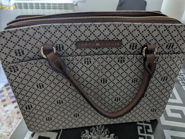 Geanta mâna Tommy Hilfiger pentru femei – fotografia 2 din 2