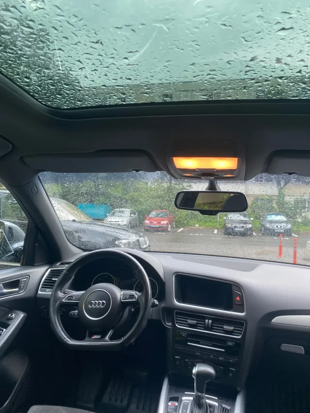Audi Q5 2.0 TDI S-line  Quattro – fotografia 8 din 8