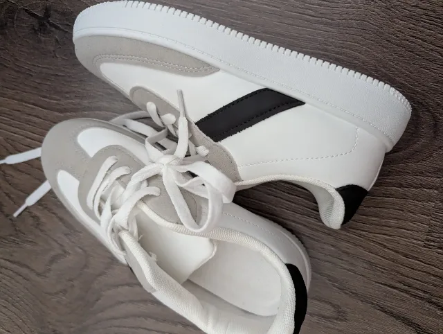 Adidași noi mărimea 38 unisex – fotografia 3 din 4