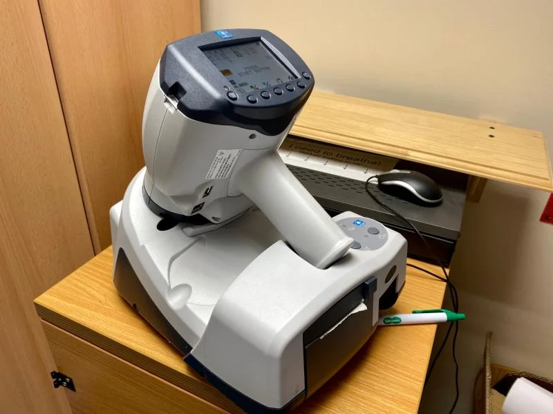 Nidek HandyRef-K Handheld Ref/Keratometer – Constanta, Constanța