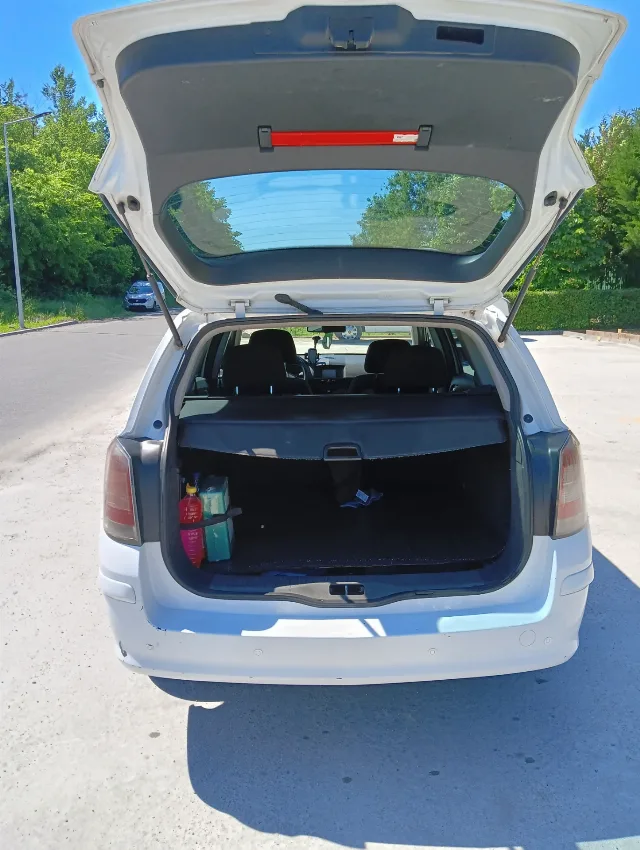 Vind Opel Astra 1.7 motorina an 2010 – fotografia 5 din 7
