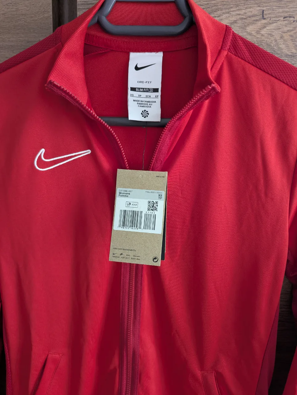 Bluza Nike mărimea XS produs Nou – Vaslui, Vaslui – Haine