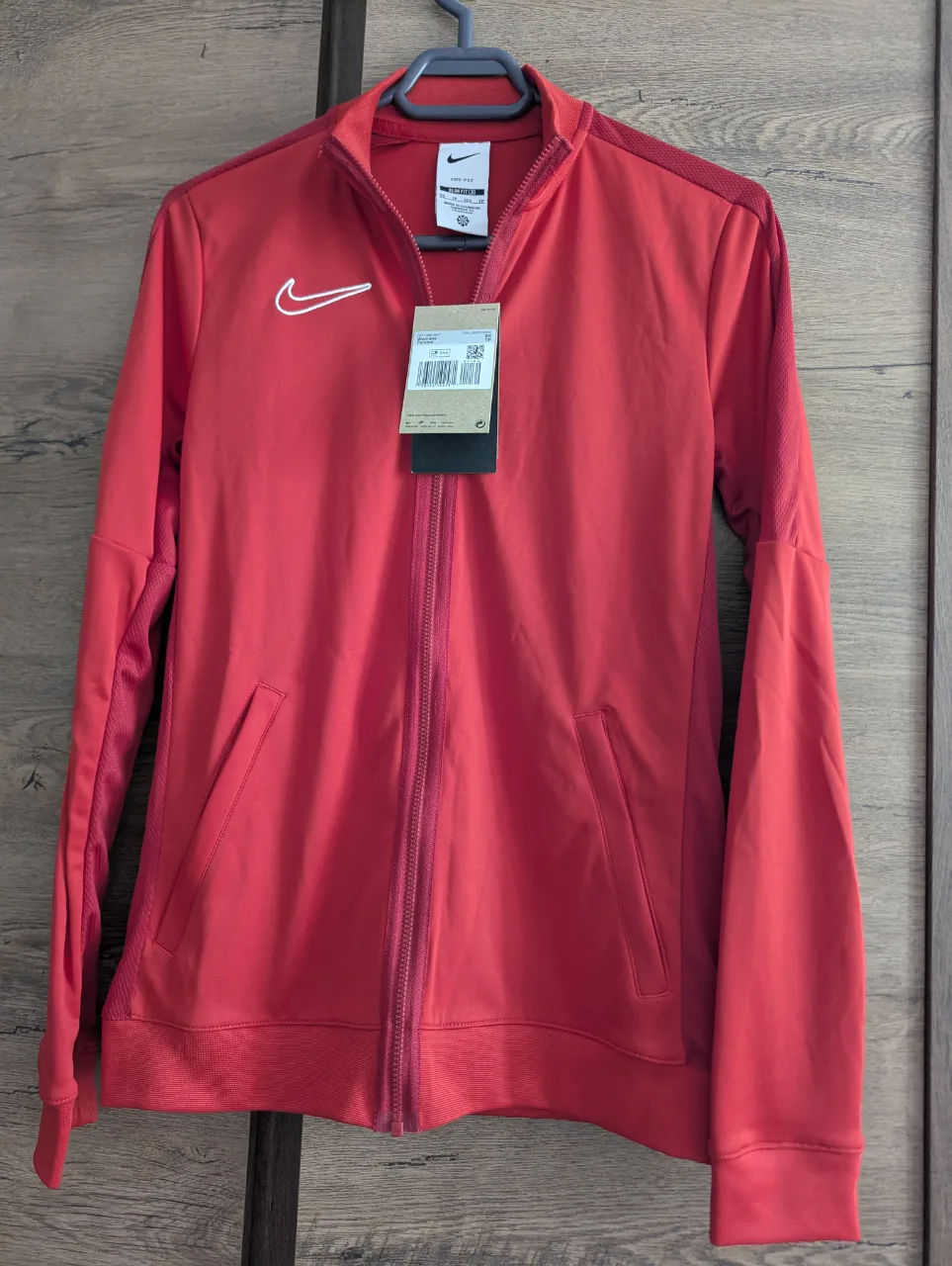 Bluza Nike mărimea XS produs Nou – fotografia 3 din 4