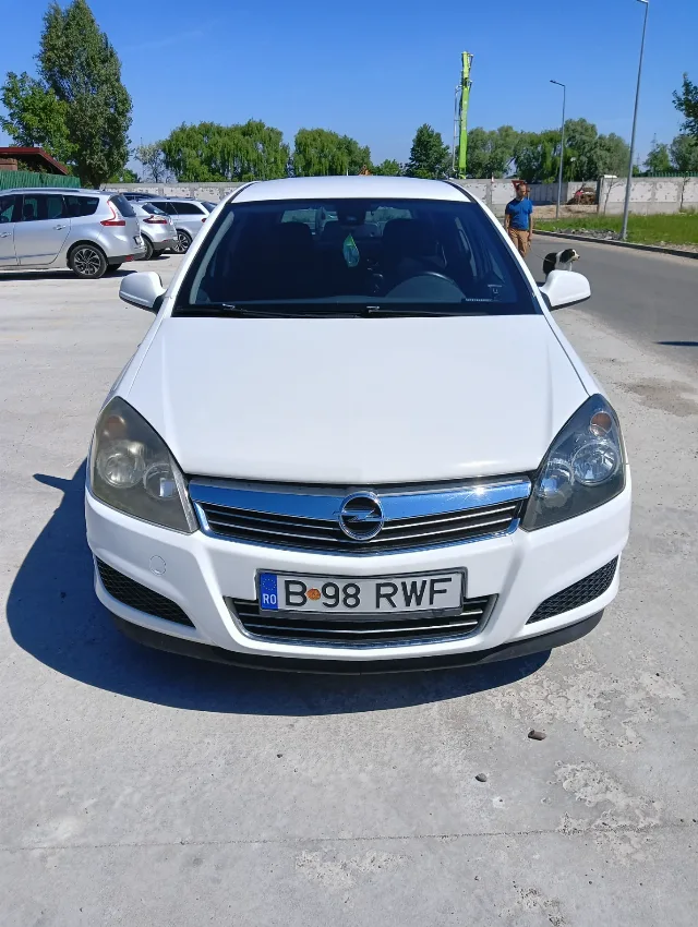 Vind Opel Astra 1.7 motorina an 2010 – fotografia 3 din 7