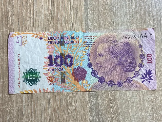 Argentina - 100 pesos 2014 – Iasi, Iași