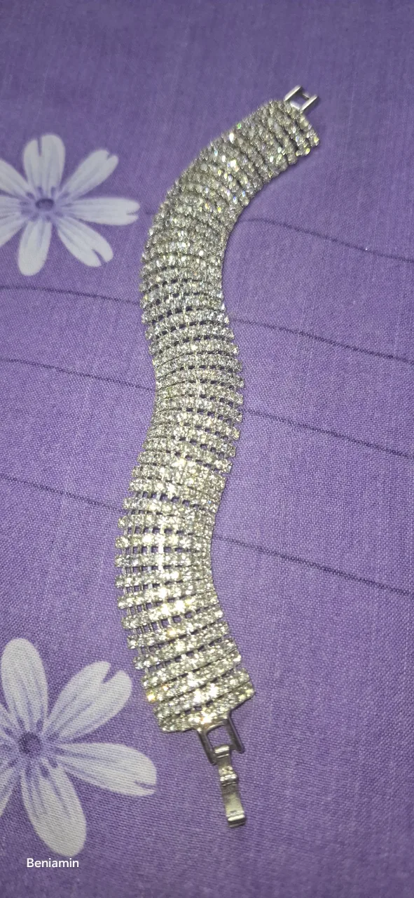 Brățară opulentă Hollywood Glamour cu 9 rânduri de cristale 💎💍 – fotografia 7 din 7
