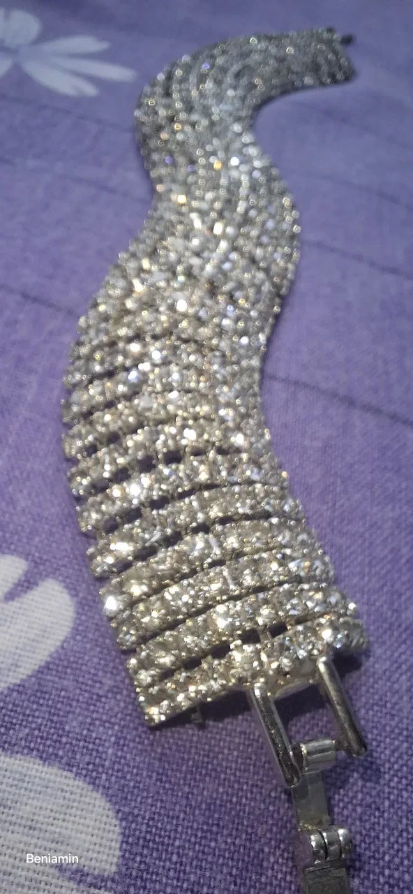 Brățară opulentă Hollywood Glamour cu 9 rânduri de cristale 💎💍 – fotografia 2 din 7