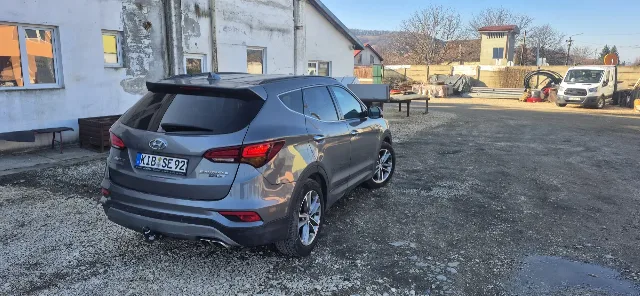 Hyundai Santa fe de vanzare – fotografia 5 din 8
