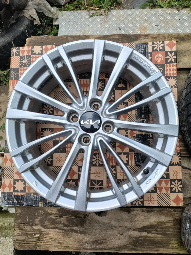 Jante aliaj 17 zoll Kia Stonic ( 2017-) – fotografia 2 din 7