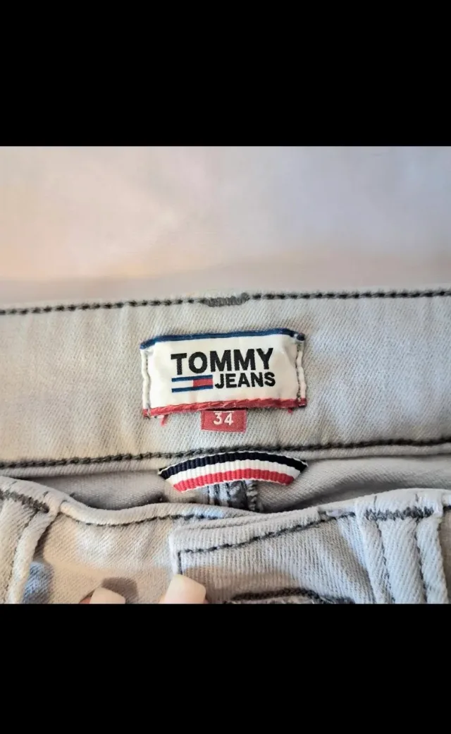 Tommy Jeans blugi damă gri deschis skinny, mărimea 34 – fotografia 3 din 7