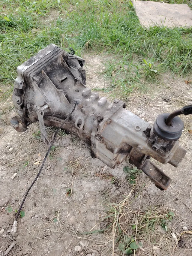 Cutie viteze, motor 1,6 benzină – Runcu, Gorj