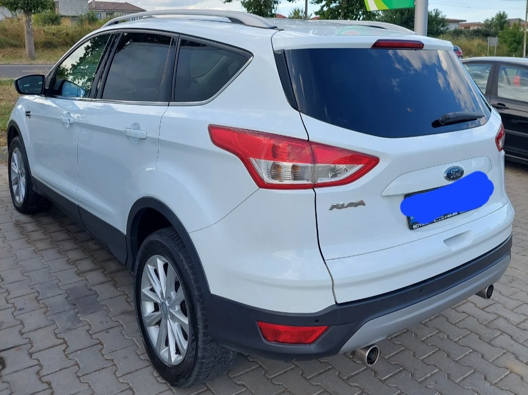 Ford Kuga an 2015 – fotografia 1 din 8