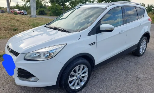 Ford Kuga an 2015 – fotografia 2 din 8
