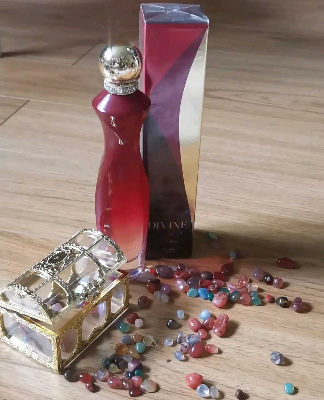 parfum Divine Exclusive – Moldova Noua, Caraș-Severin