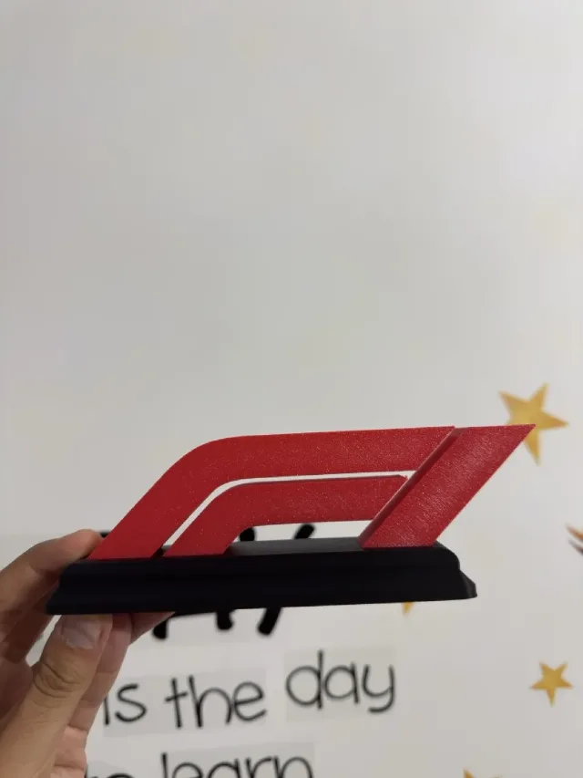 Logo F1 (formula 1) – fotografia 5 din 5