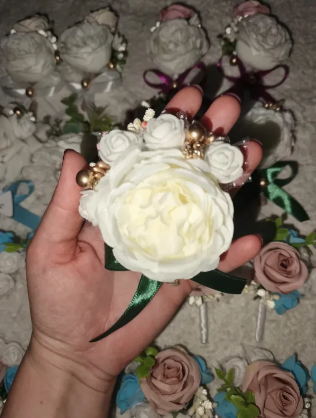 Set accesorii elegante nuntă – fotografia 5 din 8