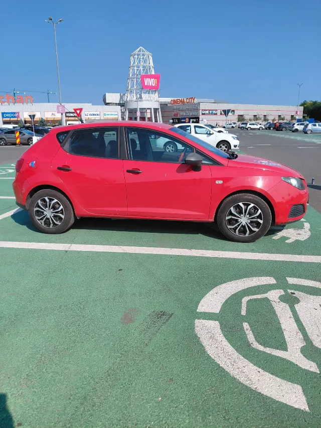 Vând Seat Ibiza 1.2 benzina 2009 – fotografia 3 din 6