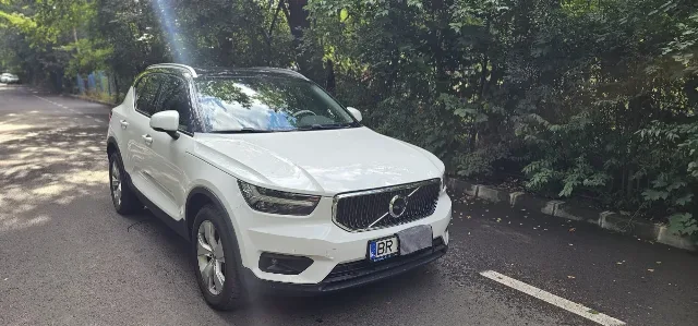 Oferta limitata!VOLVO XC 40 R-design, impecabil, merita achizitionat – fotografia 6 din 8