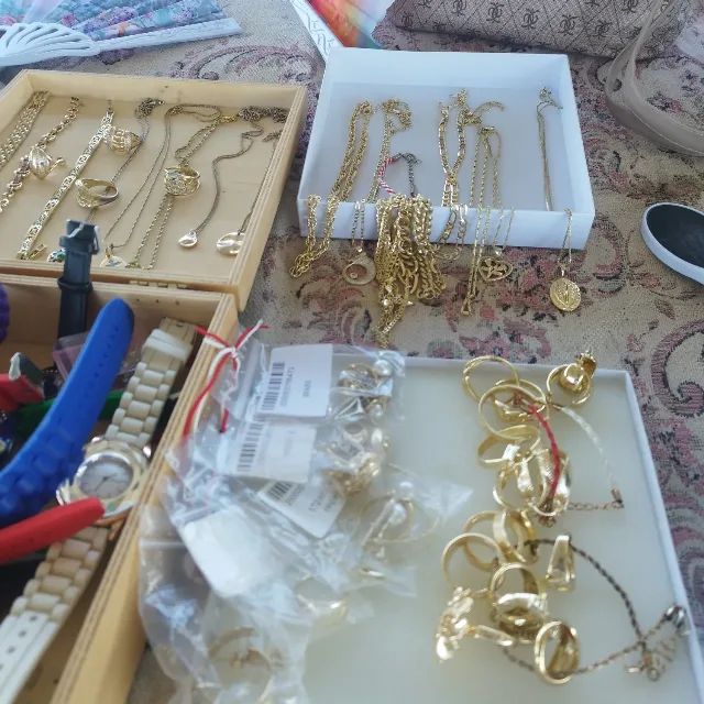 vând ceasuri și bijuterii placate cu aur – fotografia 4 din 4