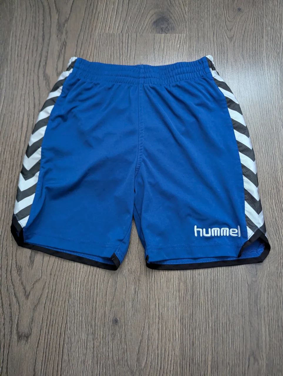 Pantaloni scurți Hummel mărimea XS – Vaslui, Vaslui