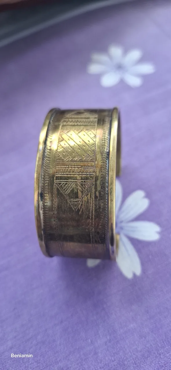 Brățară Manșetă Lată din Alamă – Model Etnic Vintage cu Marcaj Interior ⚜️ – fotografia 2 din 5