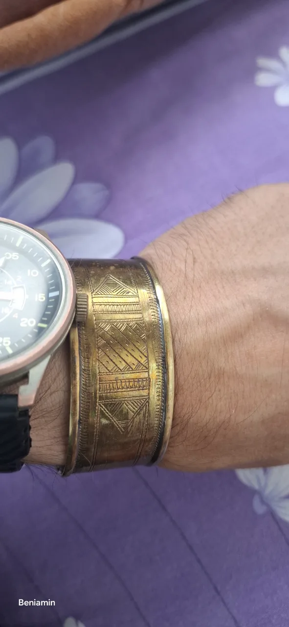 Brățară Manșetă Lată din Alamă – Model Etnic Vintage cu Marcaj Interior ⚜️ – fotografia 3 din 5