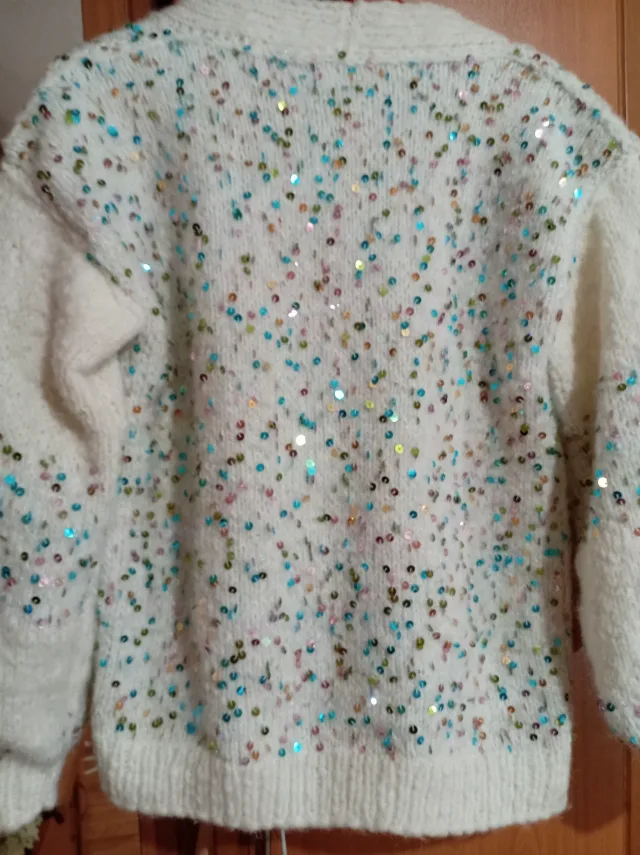 Cardigan tricotat din mohair și paiete colorate, mărimea M – fotografia 2 din 3