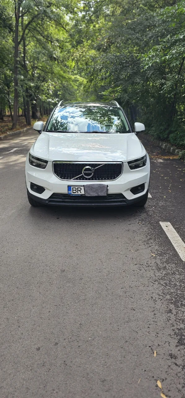 Oferta limitata!VOLVO XC 40 R-design, impecabil, merita achizitionat – fotografia 2 din 8