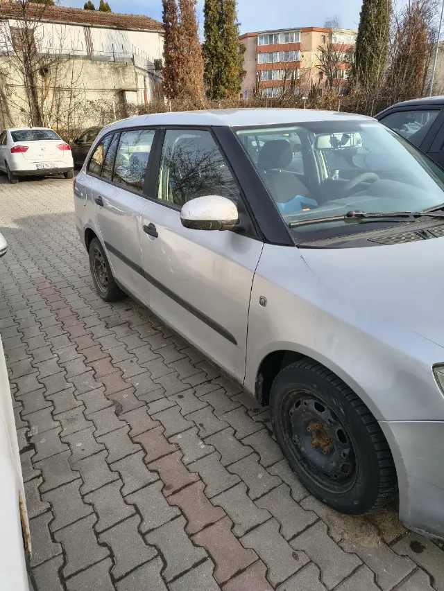 Skoda Fabia 2 1.4 diesel – fotografia 2 din 7