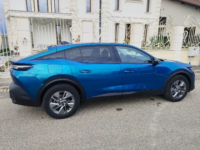 Peugeot 408, An 2023, 1.2L PureTech 130 S&S EAT8 Allure Pack Automat. – Targu Jiu, Gorj