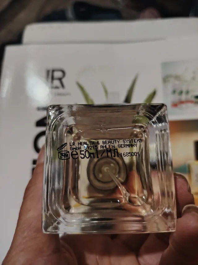 Parfum pentru femei – fotografia 3 din 5