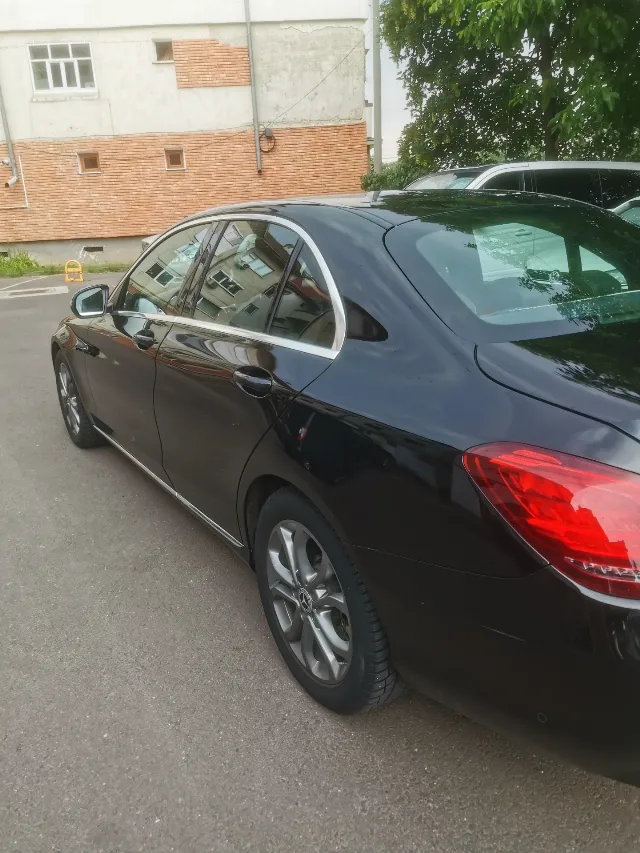 Vind Mercedes C180, benzina – fotografia 6 din 8