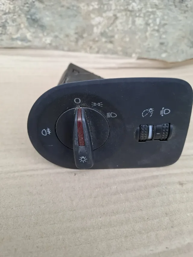 Bloc lumini Seat Ibiza – fotografia 4 din 4