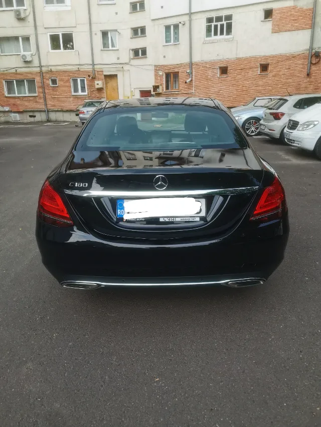 Vind Mercedes C180, benzina – Onesti, Bacău