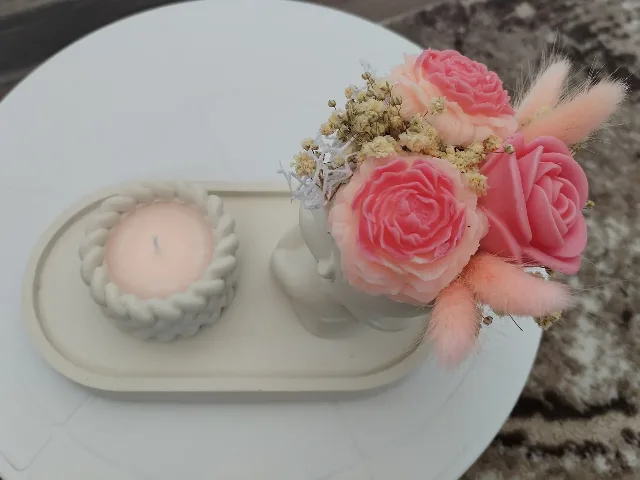 Decoratiune din praf de marmura – fotografia 3 din 8