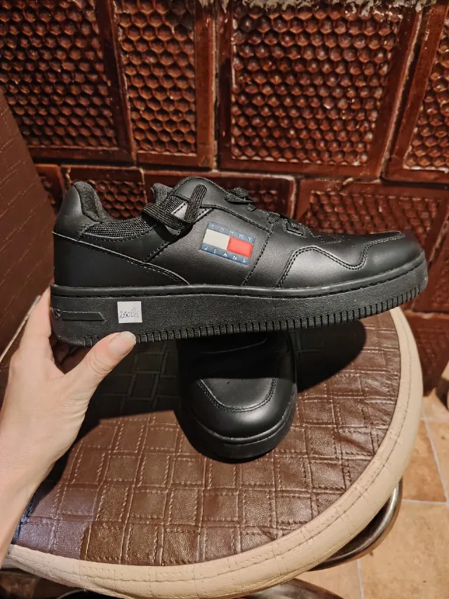 adidași pentru bărbați – fotografia 2 din 8