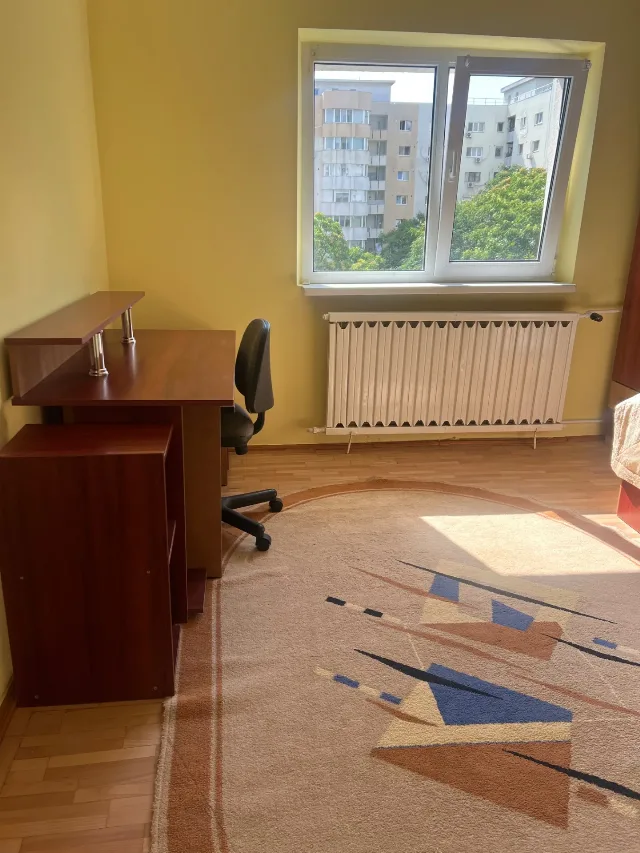 Ofer spre inchiriere ap.4 camere – fotografia 5 din 8