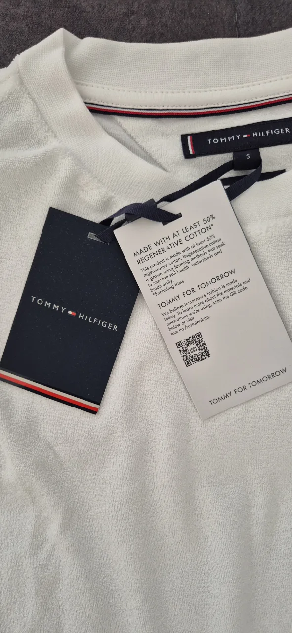 Tricou Tommy Hilfiger – fotografia 2 din 4