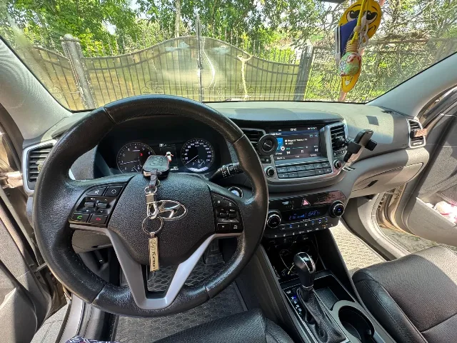 Hyundai Tucson 1.6 T-GDI TLE 4WD  7DCT Luxury / Premium 1.6 benzină 177 CP Euro 6 | Automat – fotografia 3 din 8