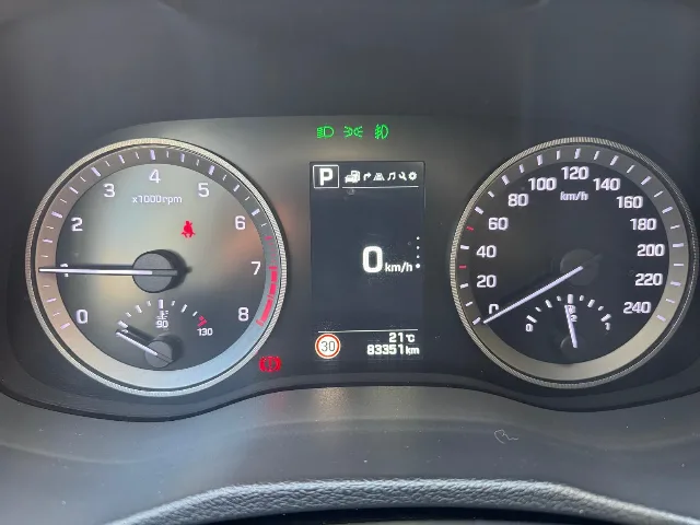 Hyundai Tucson 1.6 T-GDI TLE 4WD  7DCT Luxury / Premium 1.6 benzină 177 CP Euro 6 | Automat – fotografia 5 din 8