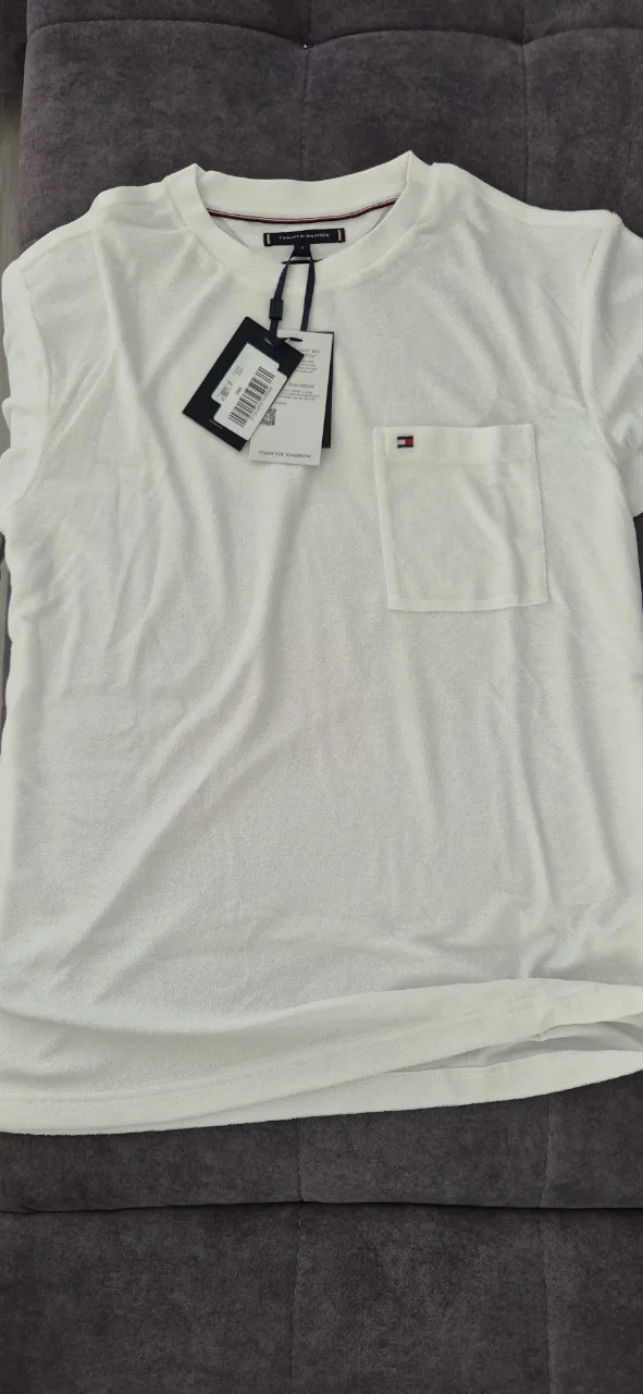 Tricou Tommy Hilfiger – Santandrei, Bihor